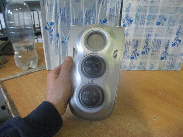 Comando chauffage / sofagem TOYOTA Yaris (_P9_)