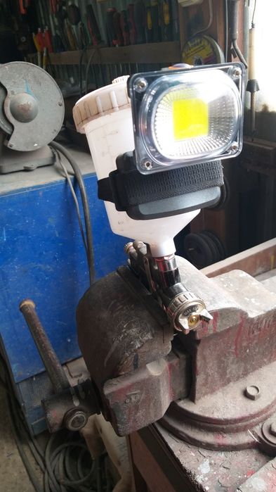 Подсвітка на краскопульт при автофарбуванні.