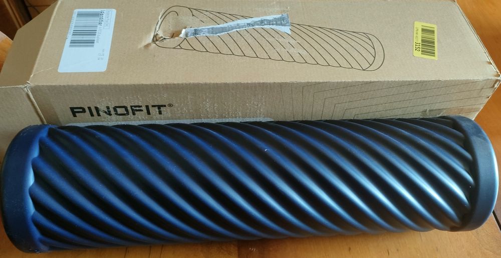 Roller do masażu PINOFIT Wave – extradługi 45cm | Okazja!