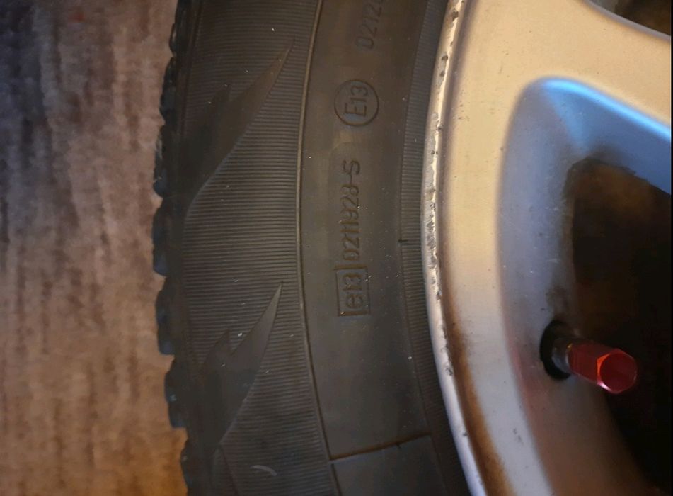 GoodiYear Ultra Gryp r15-195-65 комплект 4+4