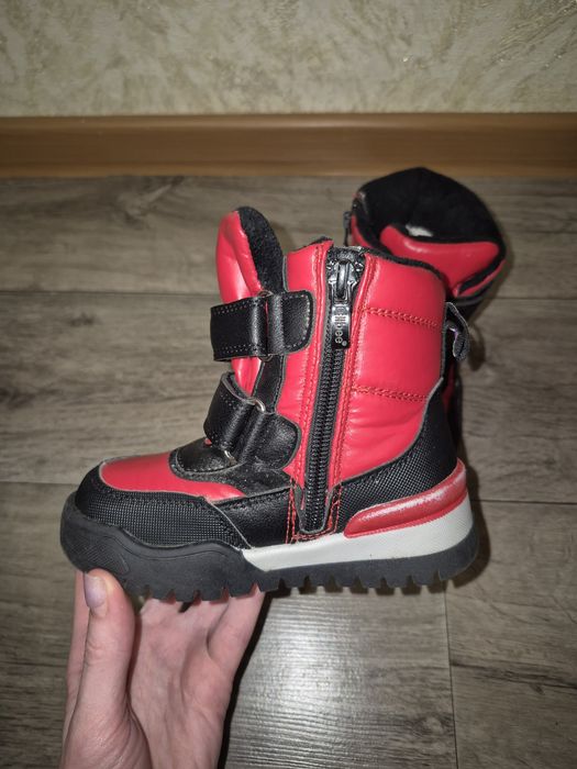 Сапоги сапожки для дівчинки червоні 24 розмір, ідеальні