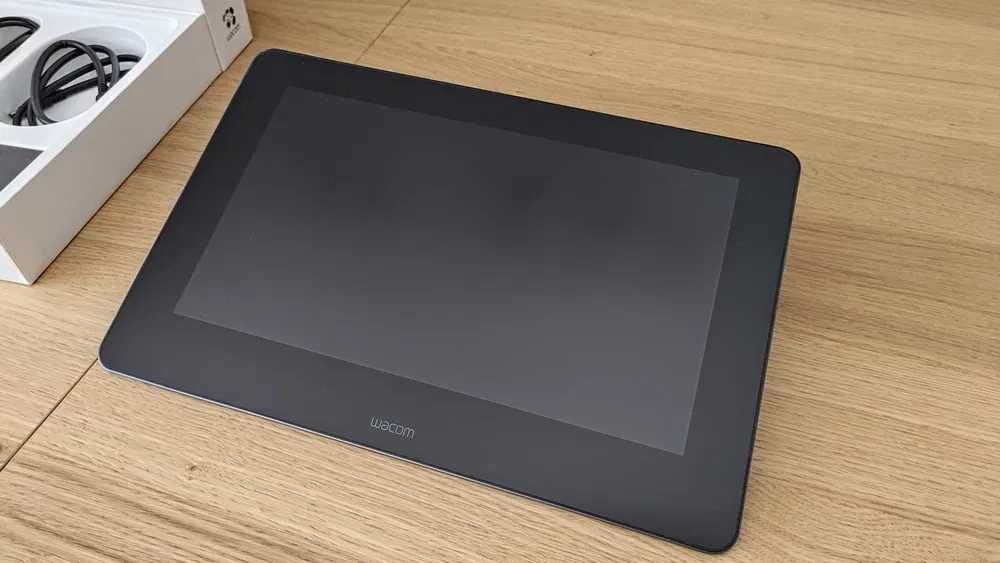 CINTIQ 13 HD TOUCH jak nowy