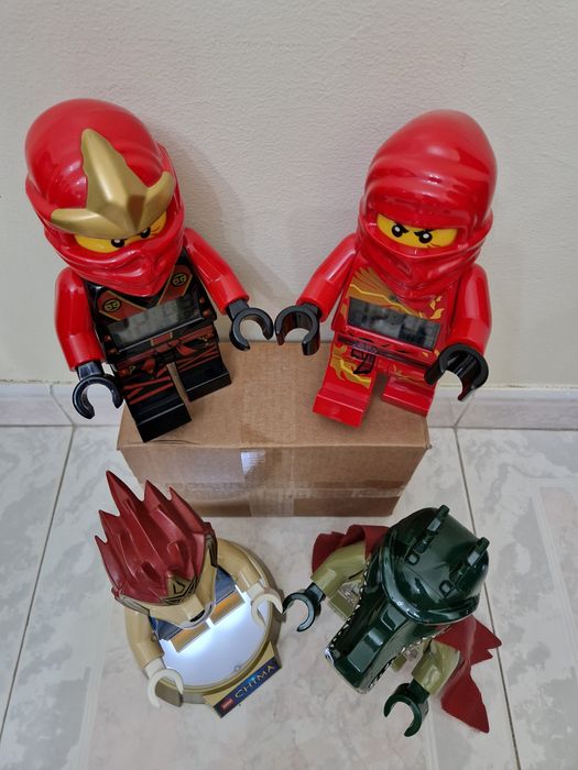 Bonecos da Lego com despertador