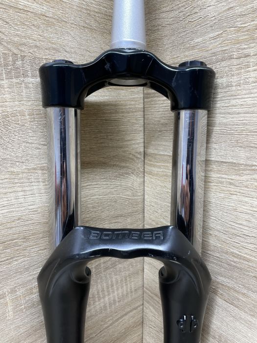 Вилка Marzocchi Bomber 55 RS Fox Rock Shox Bos Idylle Suntour Pike DJ