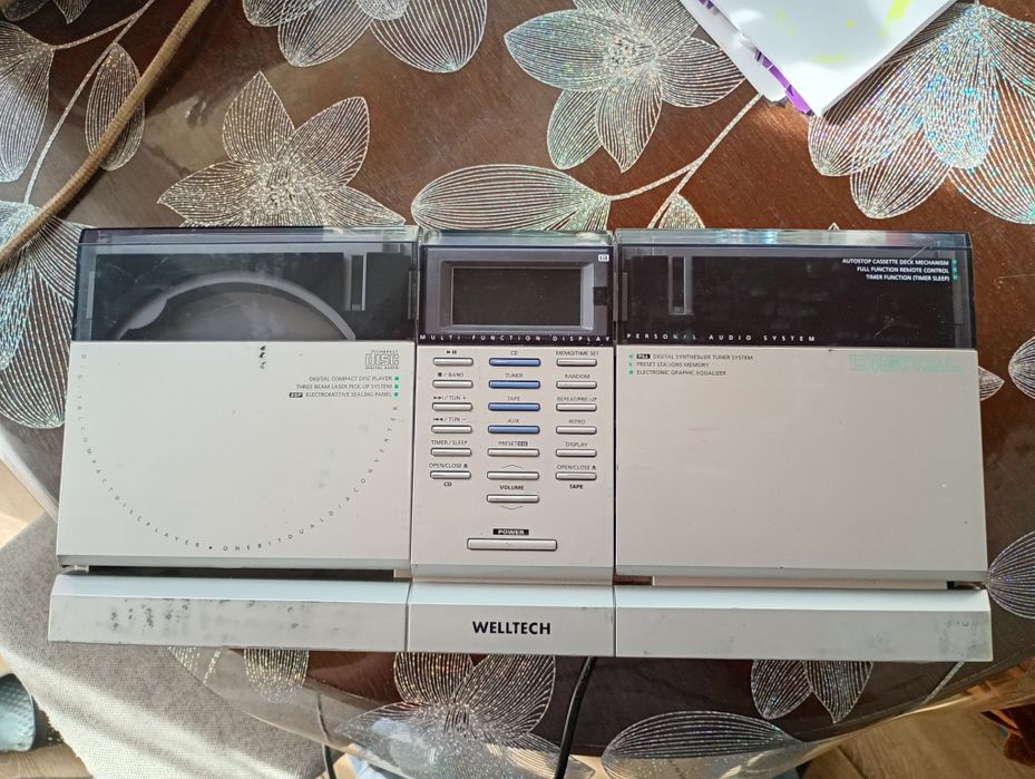 Радіомагнітола. Робоча.