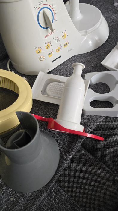 Robot  wielofunkcyjny Simens