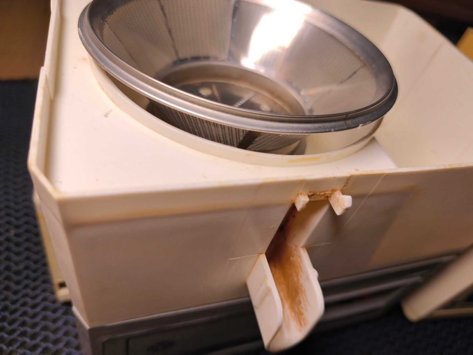 Соковыжималка росток кэм-с2п киев