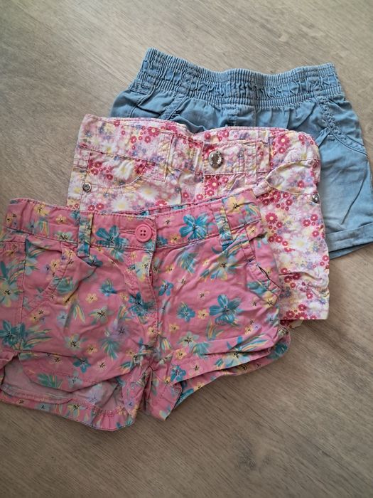 Spodenki  12 sztuk + 2 x ogrodniczki