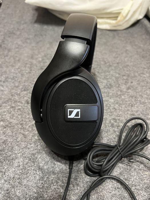 Навушники Sennheiser HD 569