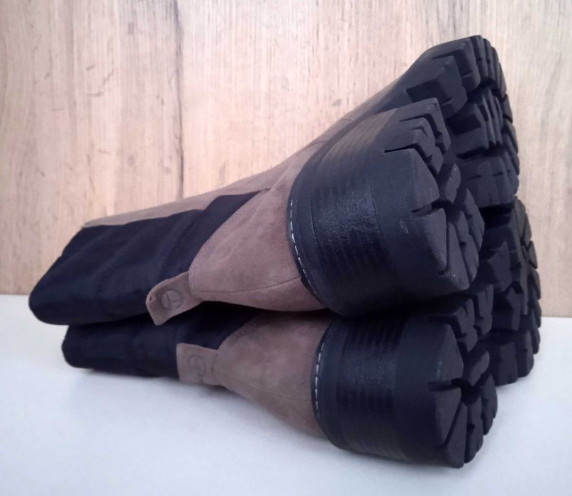 Нові німецькі чоботи, замшеві ботильйони, жіночі черевики демі зима 37