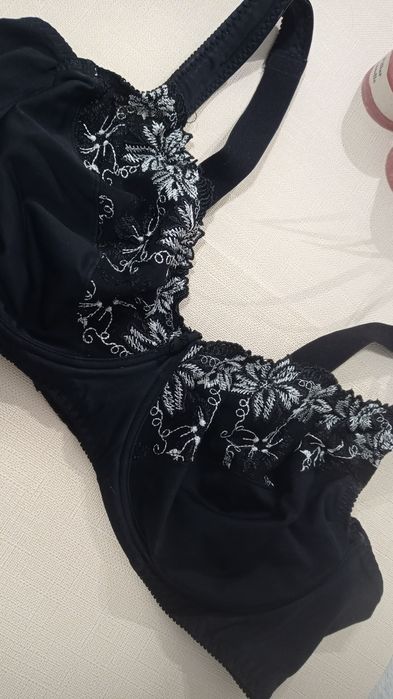 95 C Bonprix stanik biustonosz
