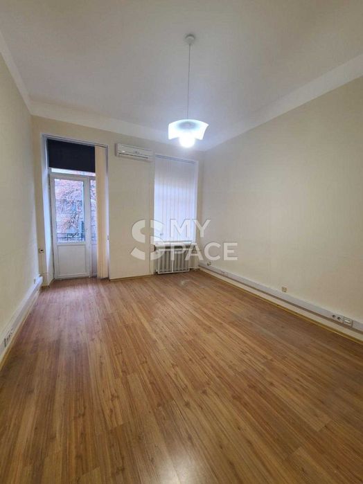 Метро Контрактова площа Офіс з ремонтиом 100 м2