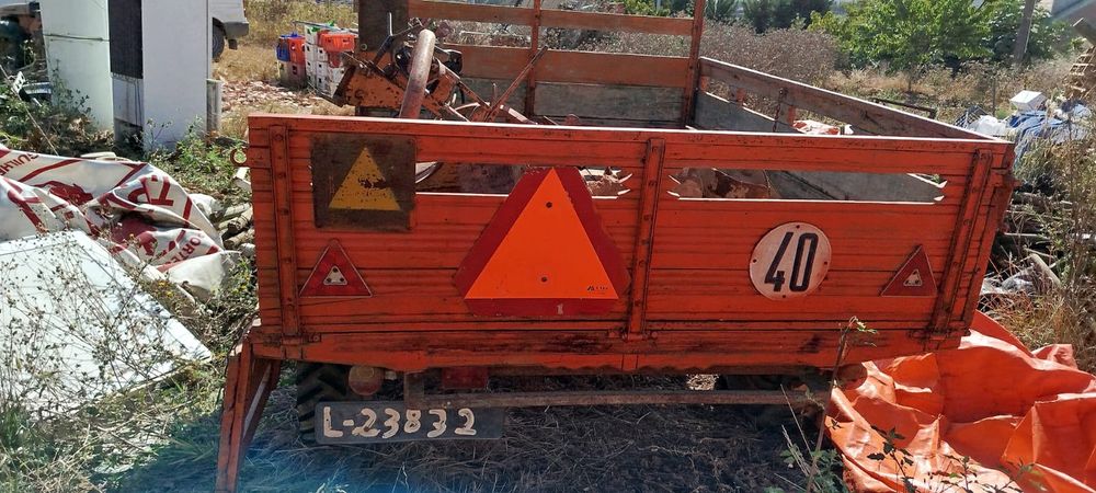 Tractor PGS com alfaias 14cv