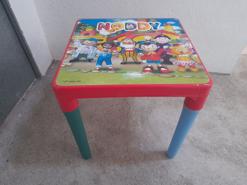 Mesa plastico criança Nody