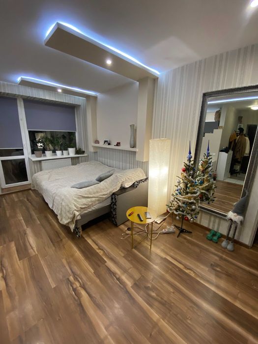 Продаж неймовірно гарної квартири-студії в ЦЕНТРІ VS ID: 37124