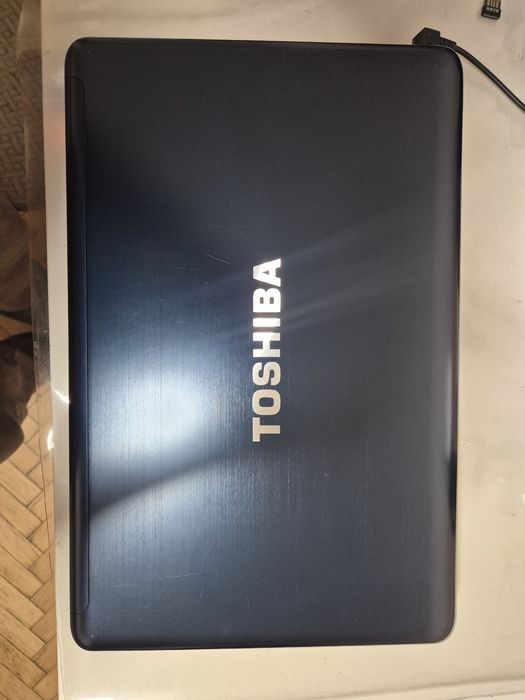 Ноутбук 17 дюймів в чудовому стані