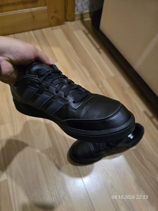 Кросівки Adidas Courtblock