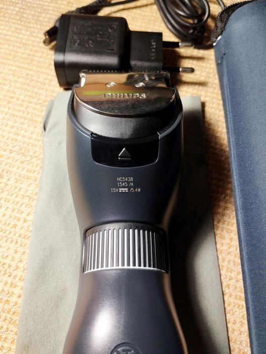 Нова машинка Philips (тример) — комплект як на фото