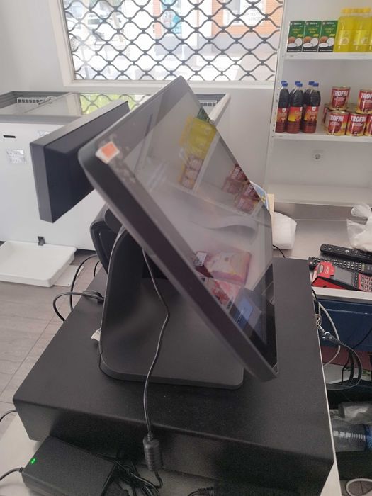 Registadora como nova