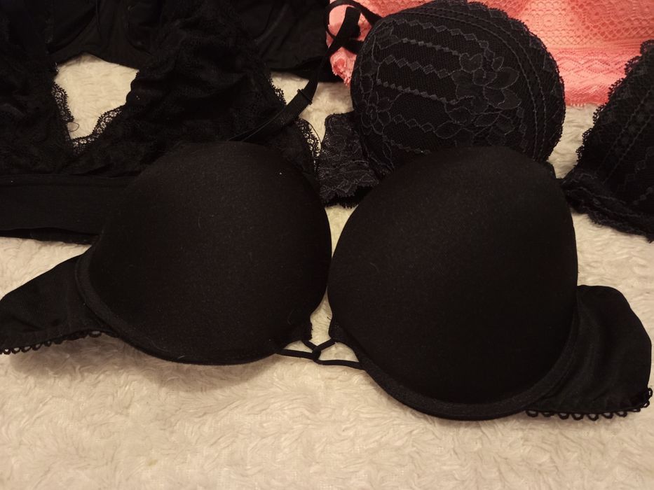 Zestaw biustonoszy 80B 9szt