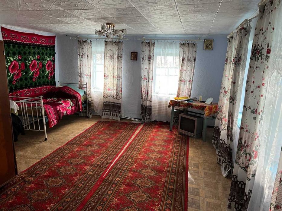 Будинок, Хмельницький район, с. Сутківці