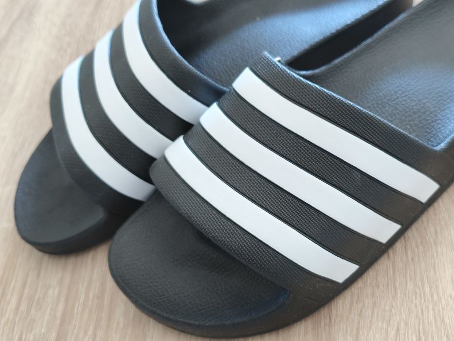 Klapki gumowe czarne Adidas rozm 42 nowe