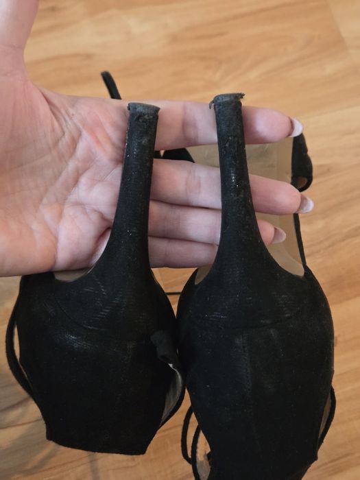 Sexi flexi:) Piękne szpilki r.40 wiązane w kostce