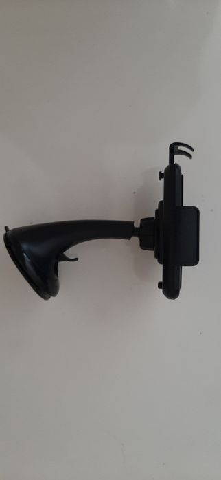 Uchwyt samochodowy na telefon