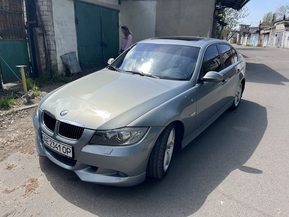 Бмв 325і 2.5 бензин е90
