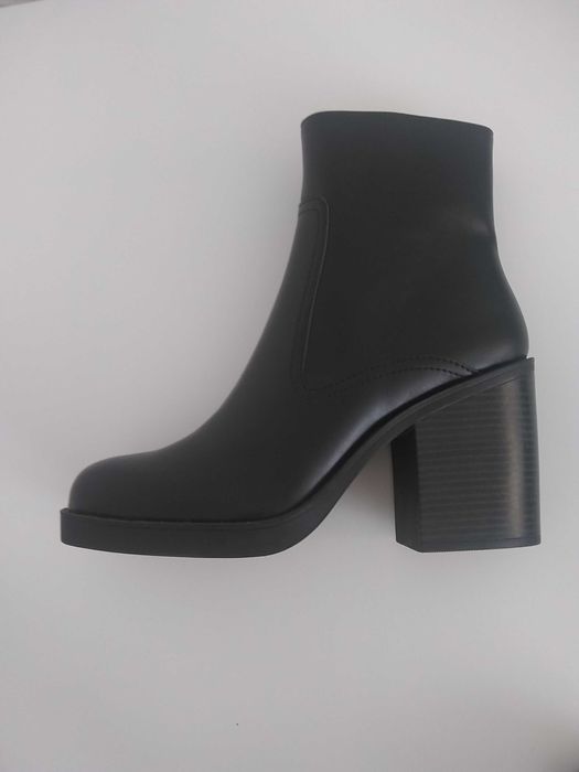 Nowe czarne botki H&M rozmiar 42