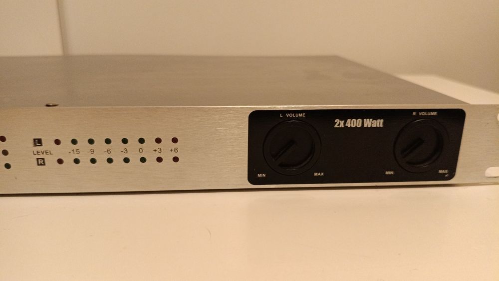 Wzmacniacz Hollywood D800 digital amplifire 2x 400W