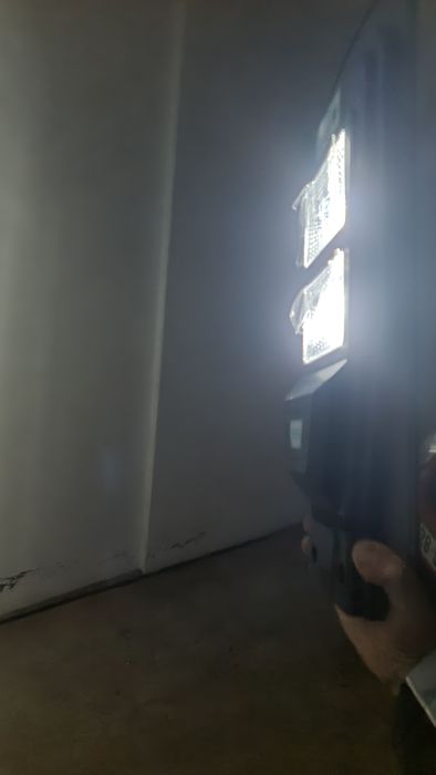 Candeeiro Led Solar com detector de movimentos 60w novo(preco so hoje)