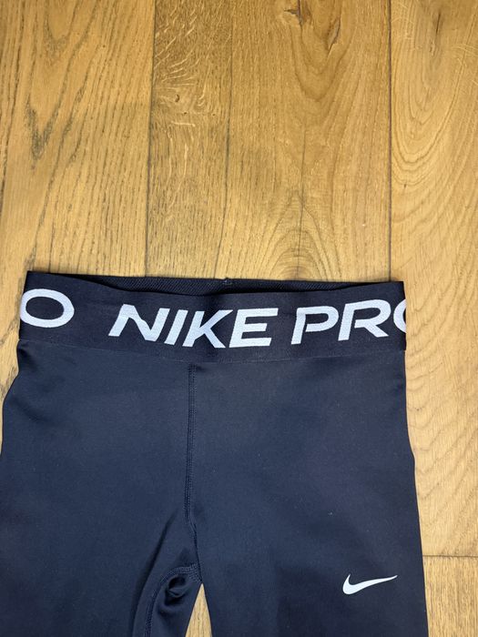 Nike Pro.