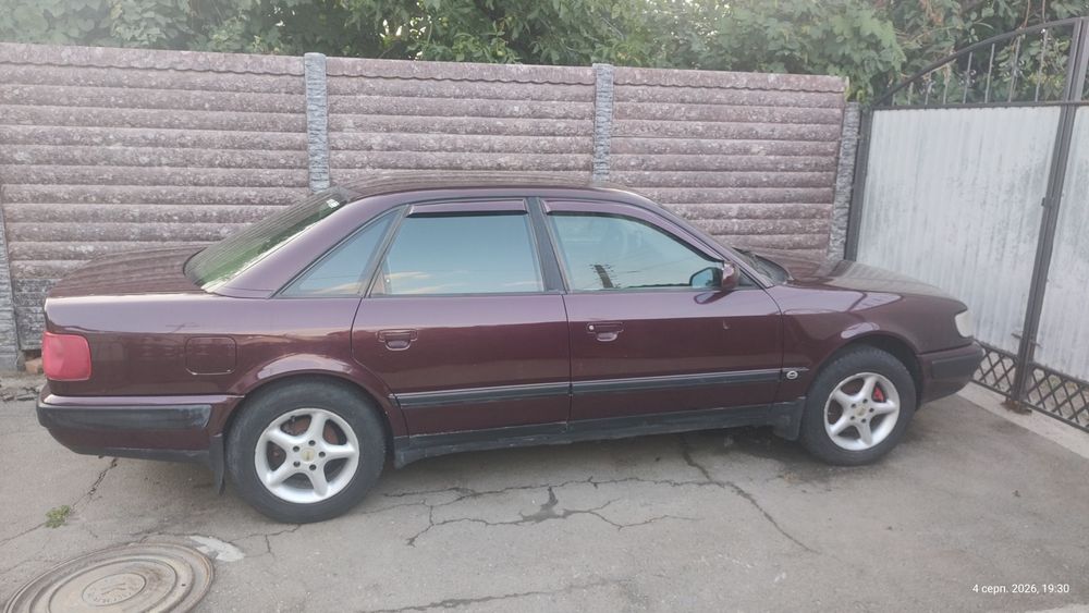 Продам Ауді 100 с4