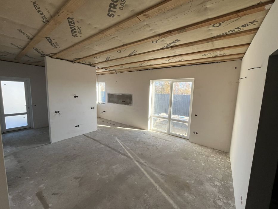 В Продажу НОВОбудова 2км від Мукачева