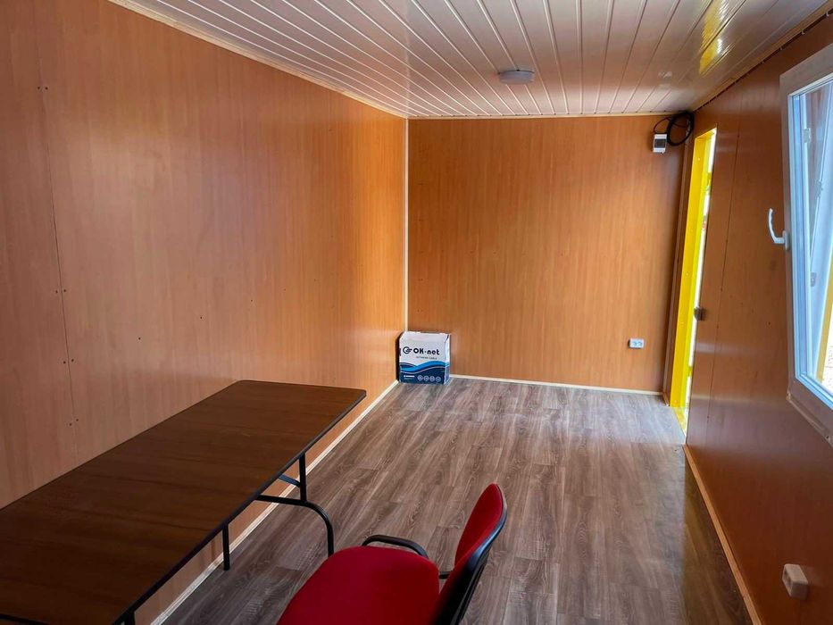 Вагончик на металевому каркасі