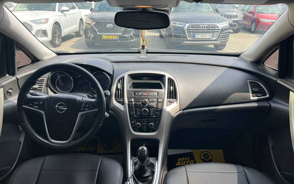 Opel Astra 2012 1.7