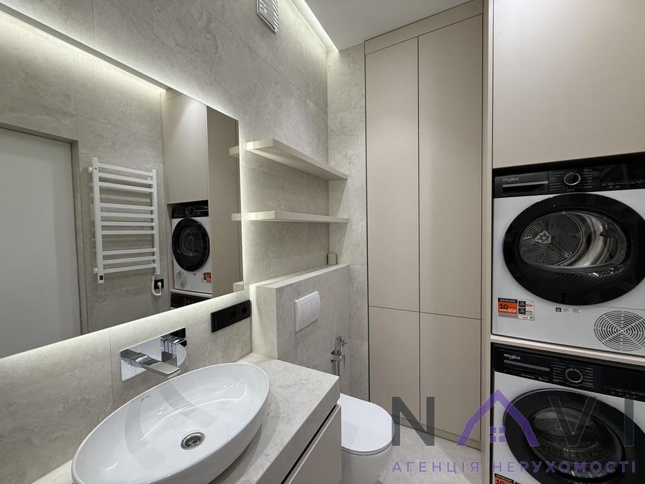 Продаж преміальної 3-кімнатної квартири ЖК Uzh Towers