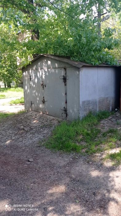 Продам гараж район к-р Олімп - пл. Артема