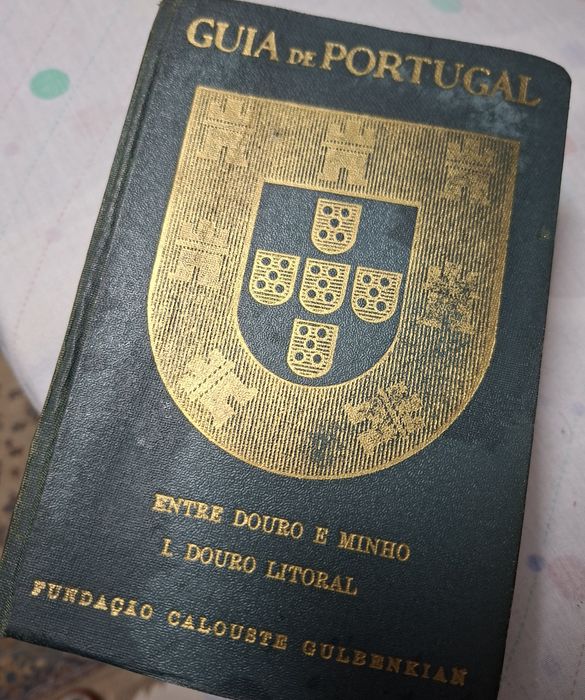Guia de Portugal Gulbenkian IV Vol. - Entre Douro e Minho tomo 1
