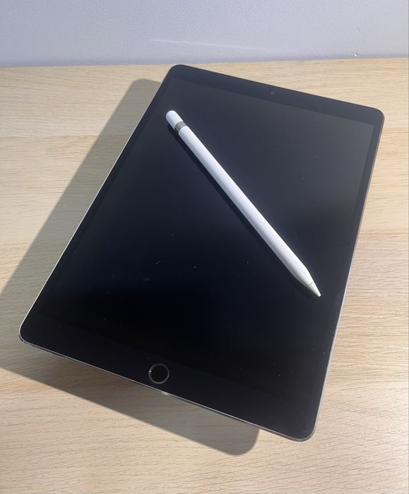 iPad Pro 10.5" 256GB LTE (Cellular/SIM) + Apple Pencil 1