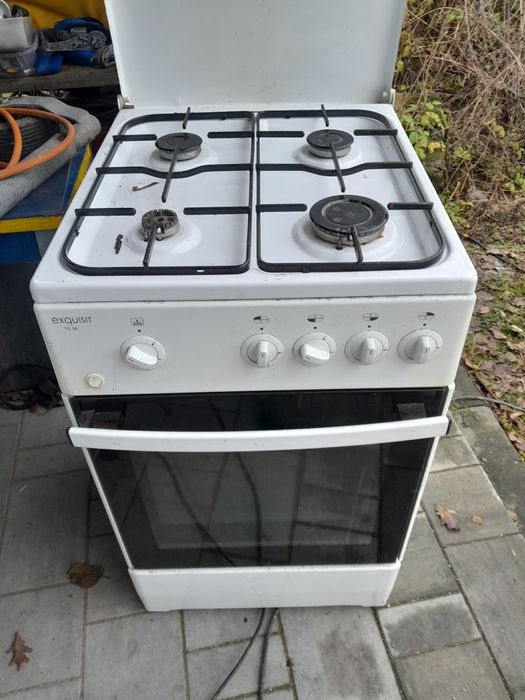 Kuchnia gazowa z piekarnikiem na gaz