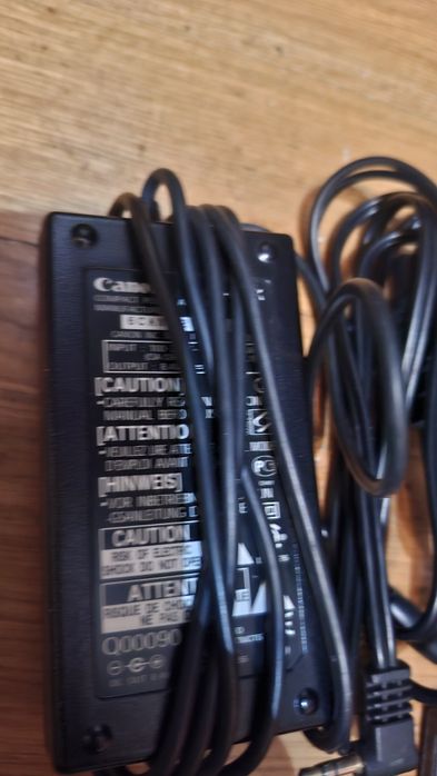 Відео камера Canon