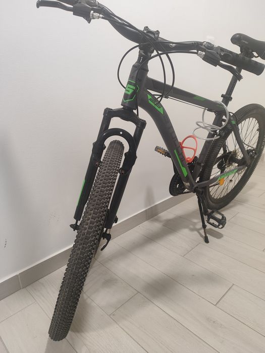 Bicicleta de Montanha (MTB) + Tranca de Oferta (Precisa de Roda Dianteira)