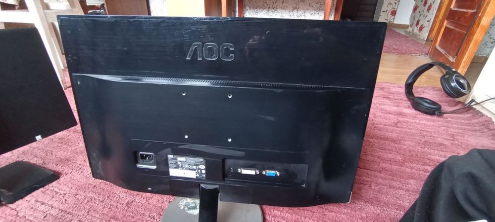 Монитор AOC FullHd