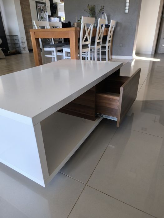 Stolik kawowy, ława