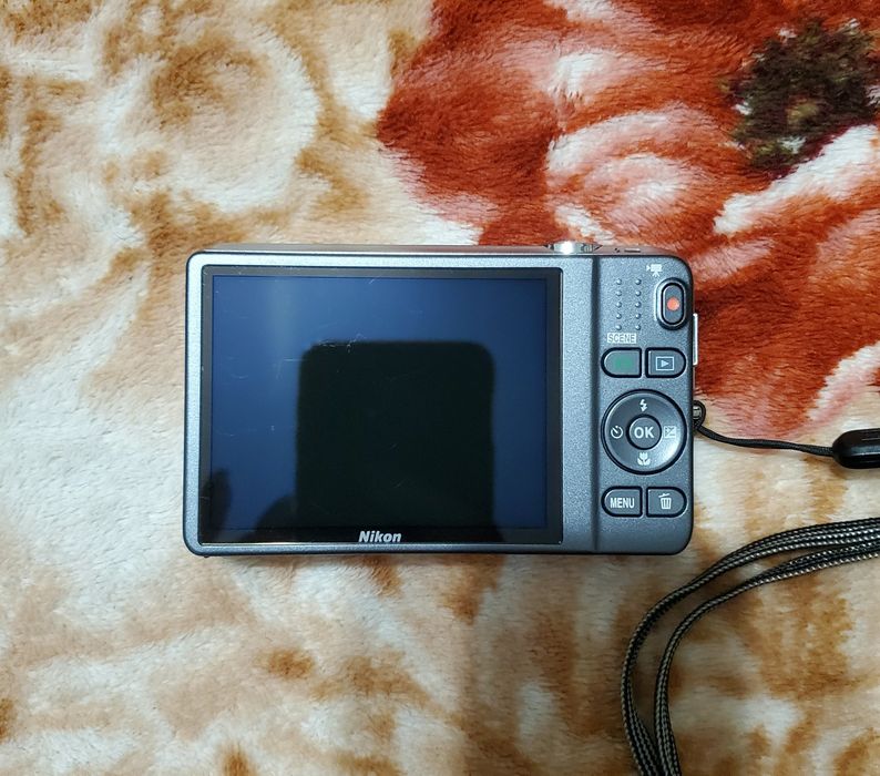 メロンパン様フォロー割_Nikon COOLPIX S6500❤️ブラック ニコン nikon coolpix s6500 - купити цифрові фотокамери - Ціна на OLX.ua