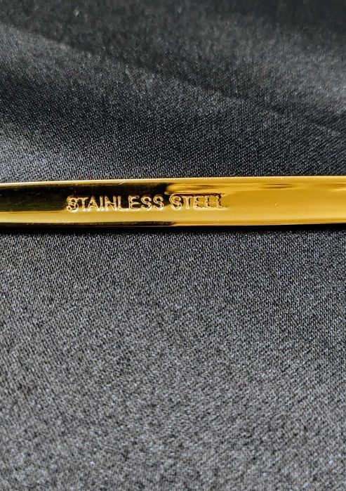 Zestaw złotych sztućców podtalerze, 30 kompletów lub na sztuki