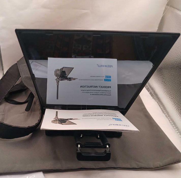 Телесуфлер  FEELWORLD TP2  для видеокамеры, смартфона или  планшета