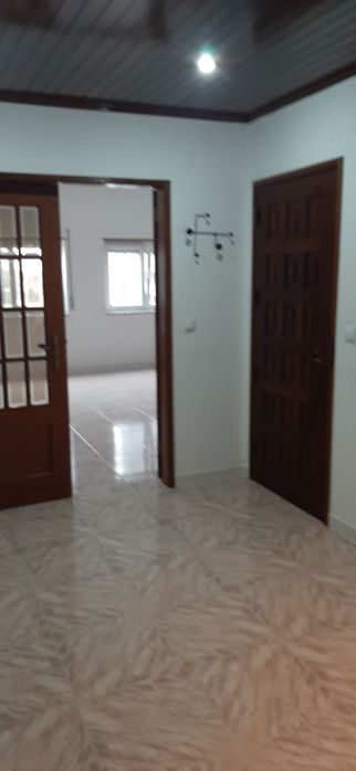 Cruz de Pau T2 com muita luminosidade.